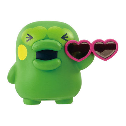 Tamagotchi Vacation figure - character detail