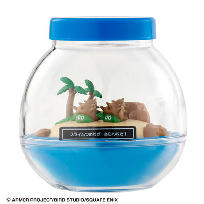 Capselium Dragon Quest gashapon - capsule and display presentation