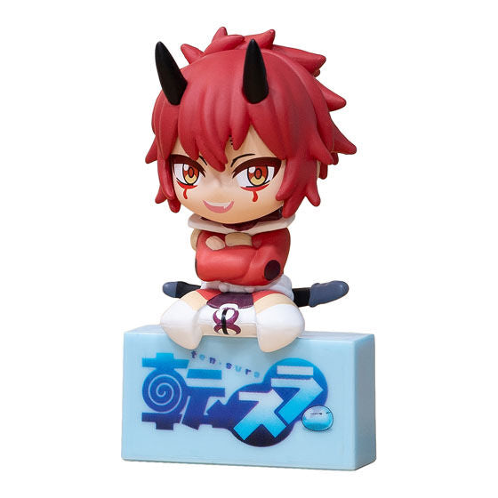 Reincarnated as a Slime Nokkarundesu gashapon, figure perched on an edge without base