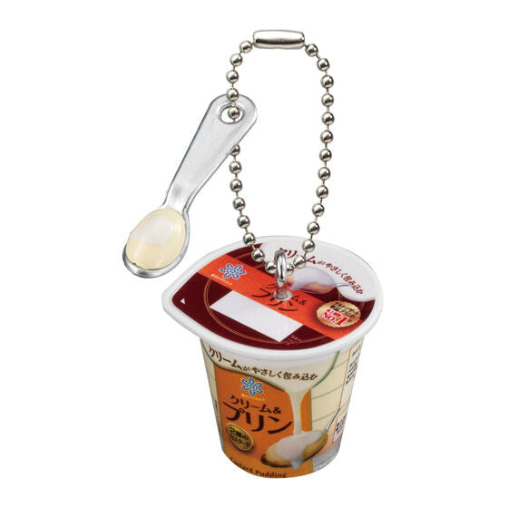 Megmilk Snow Brand Miniature Charm gashapon, one design in the set shown with its spoon charm