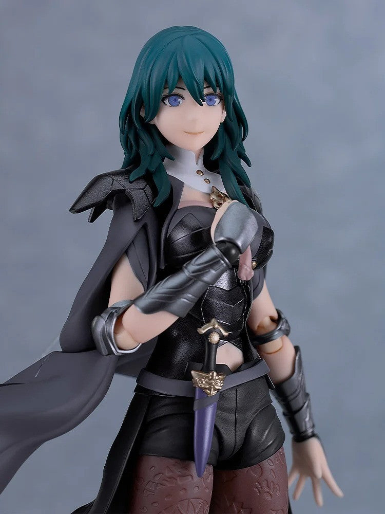 Byleth Fire Emblem: Three Houses figure – included base detail