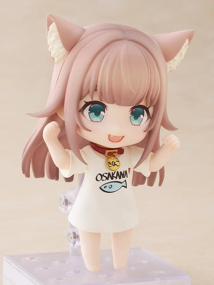 Kinako figure – alternate three-quarter angle