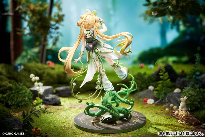 Verina Wuthering Waves figure – low-angle view