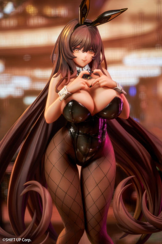 Noir & Blanc Goddess of Victory: NIKKE figure – low-angle view