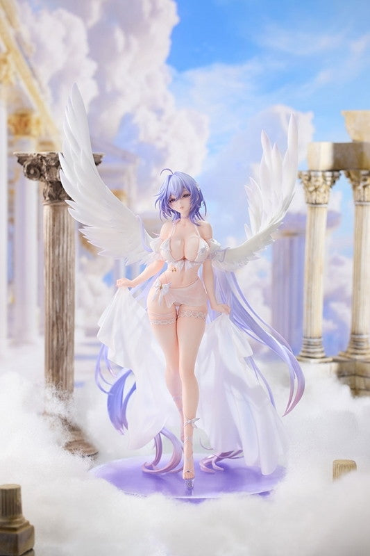 Hikari figure – front view, main product shot
