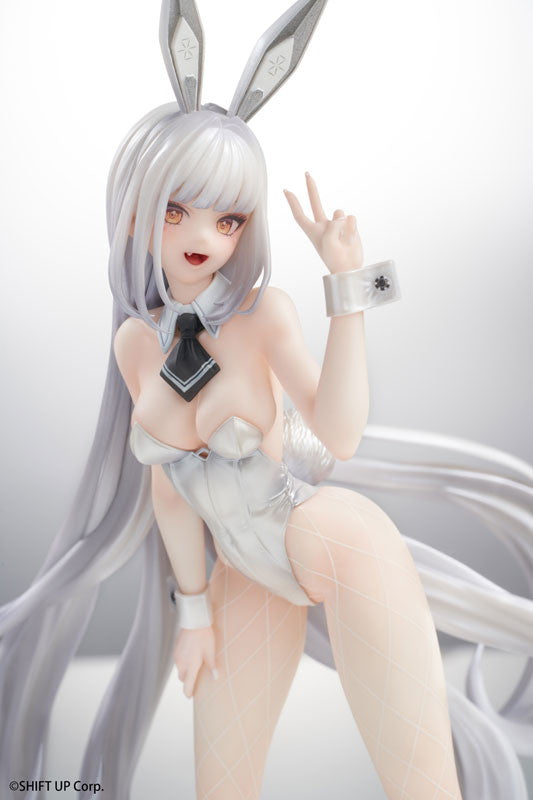 Noir & Blanc Goddess of Victory: NIKKE figure – outfit detail