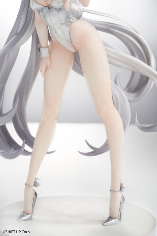 Noir & Blanc Goddess of Victory: NIKKE figure – accessory sculpt detail