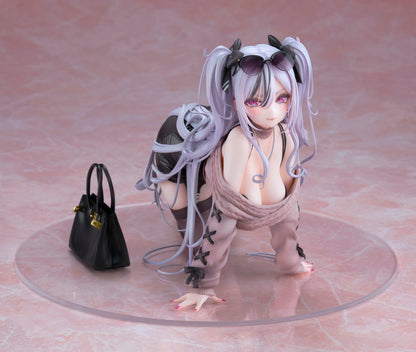 Elbe Azur Lane figure – three-quarter front angle