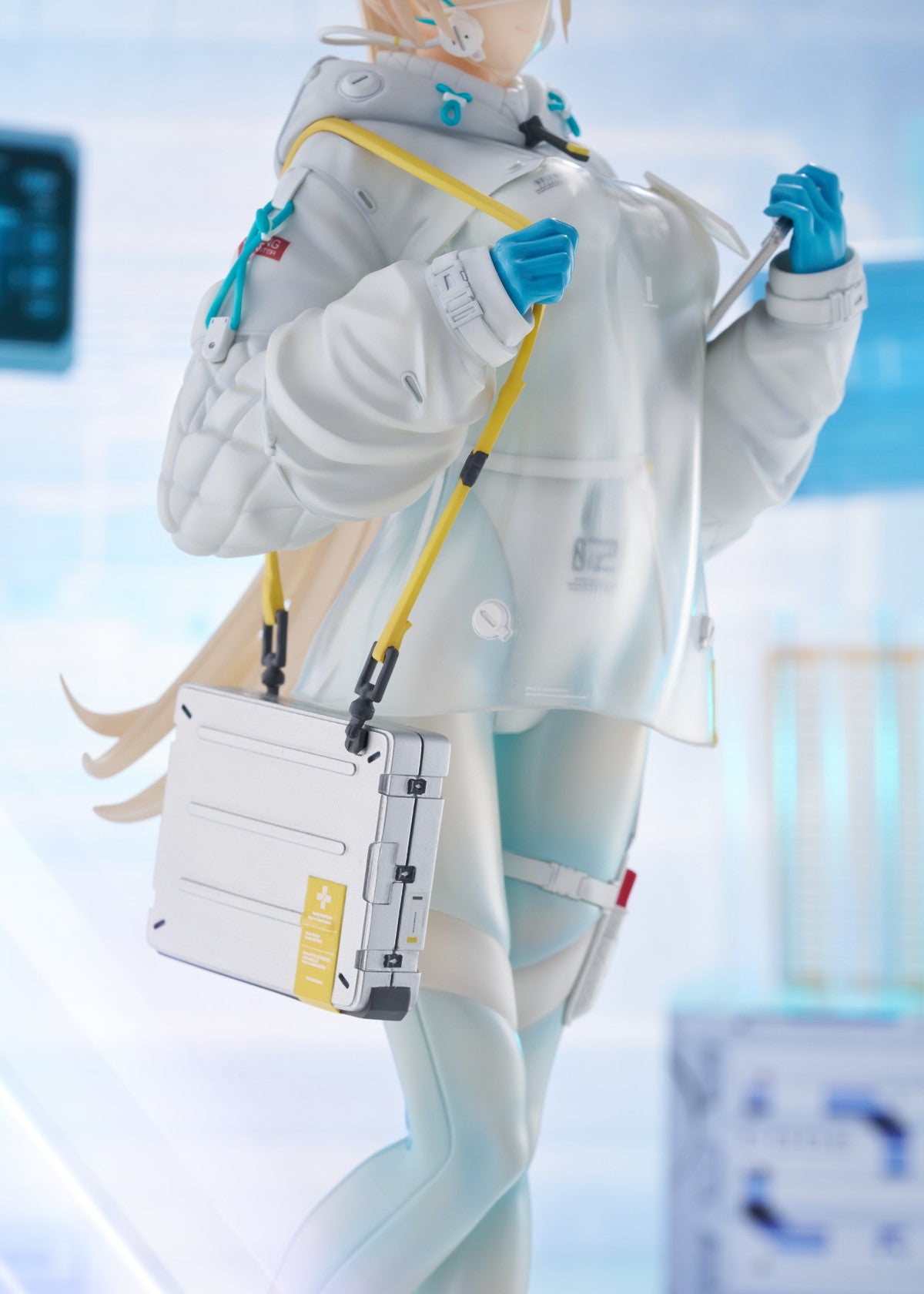 DR. Flower Imitation figure – left side view
