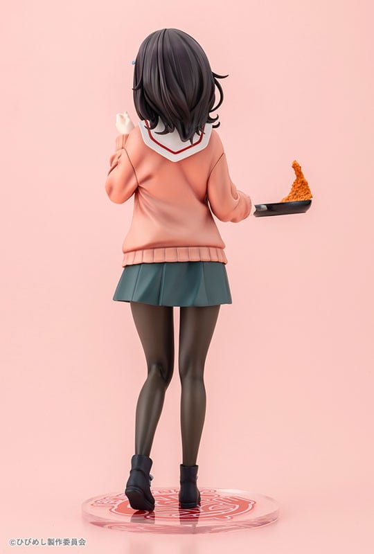 Mako Kawai Hibi wa Sugiredo Meshi Umashi figure – right side view