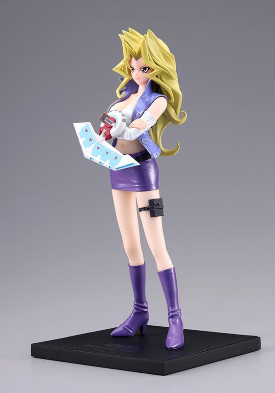 Mai Valentine Yu-Gi-Oh! Duel Monsters figure – right side view