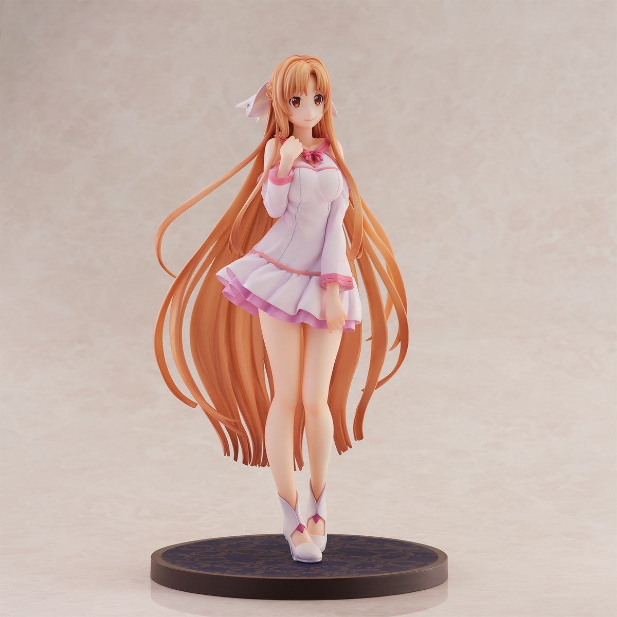 Asuna Sword Art Online figure – right side view