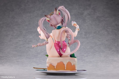 SWEET CAT figure – close-up of the face