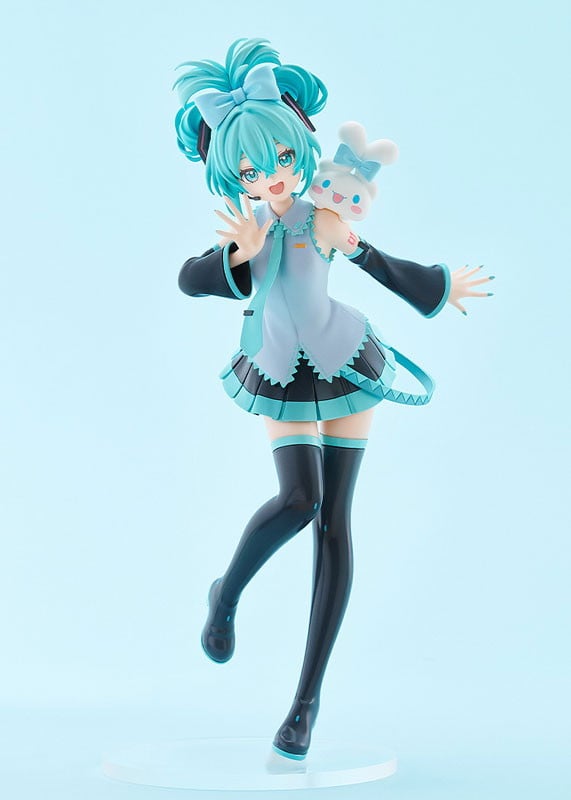 Cinnamoroll detail on the Hatsune Miku POP UP PARADE L Size figure