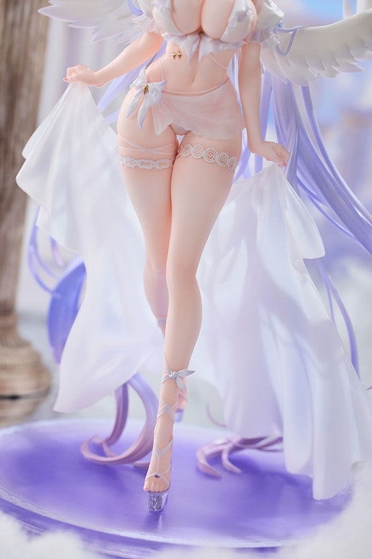 Hikari figure – upper body sculpt detail