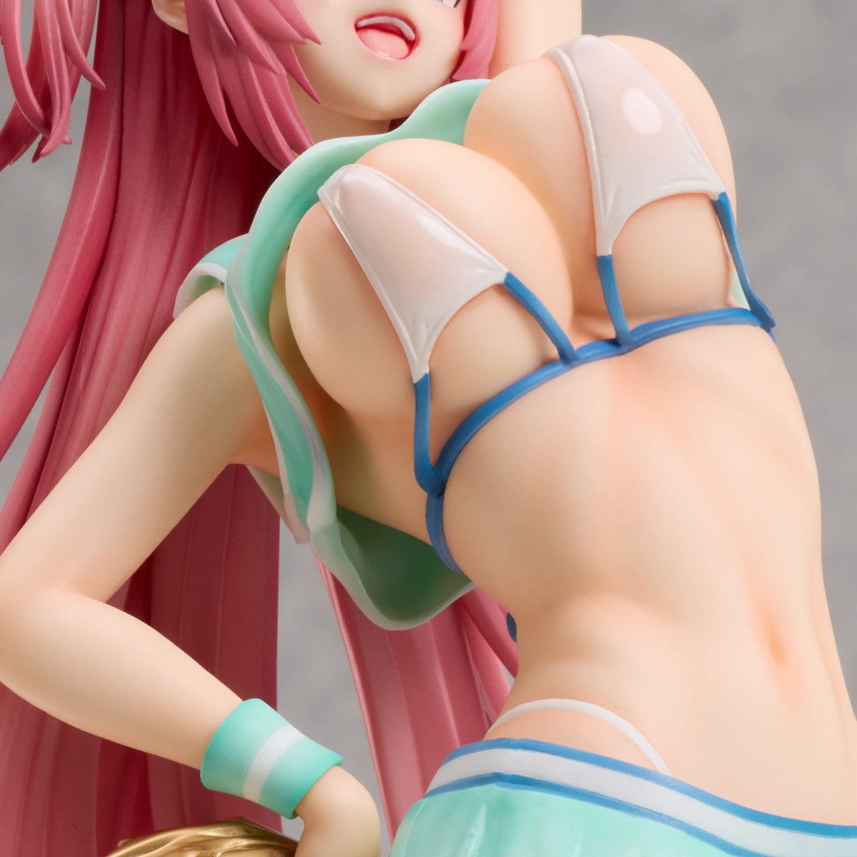 Socie figure – upper body sculpt detail