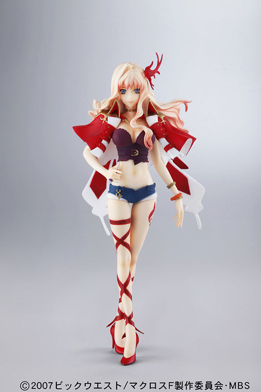 Macross Frontier Sheryl Nome 1/8 figure, front three-quarter view with microphone