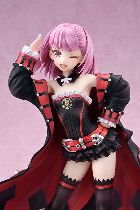 FGO Elena Blavatsky 1/7 figure, detail of the saluting hand